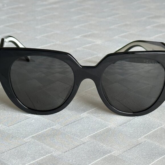 Prada PR14WS 09Q-5S0 Black & White Women Sunglasses - Picture 5 of 6